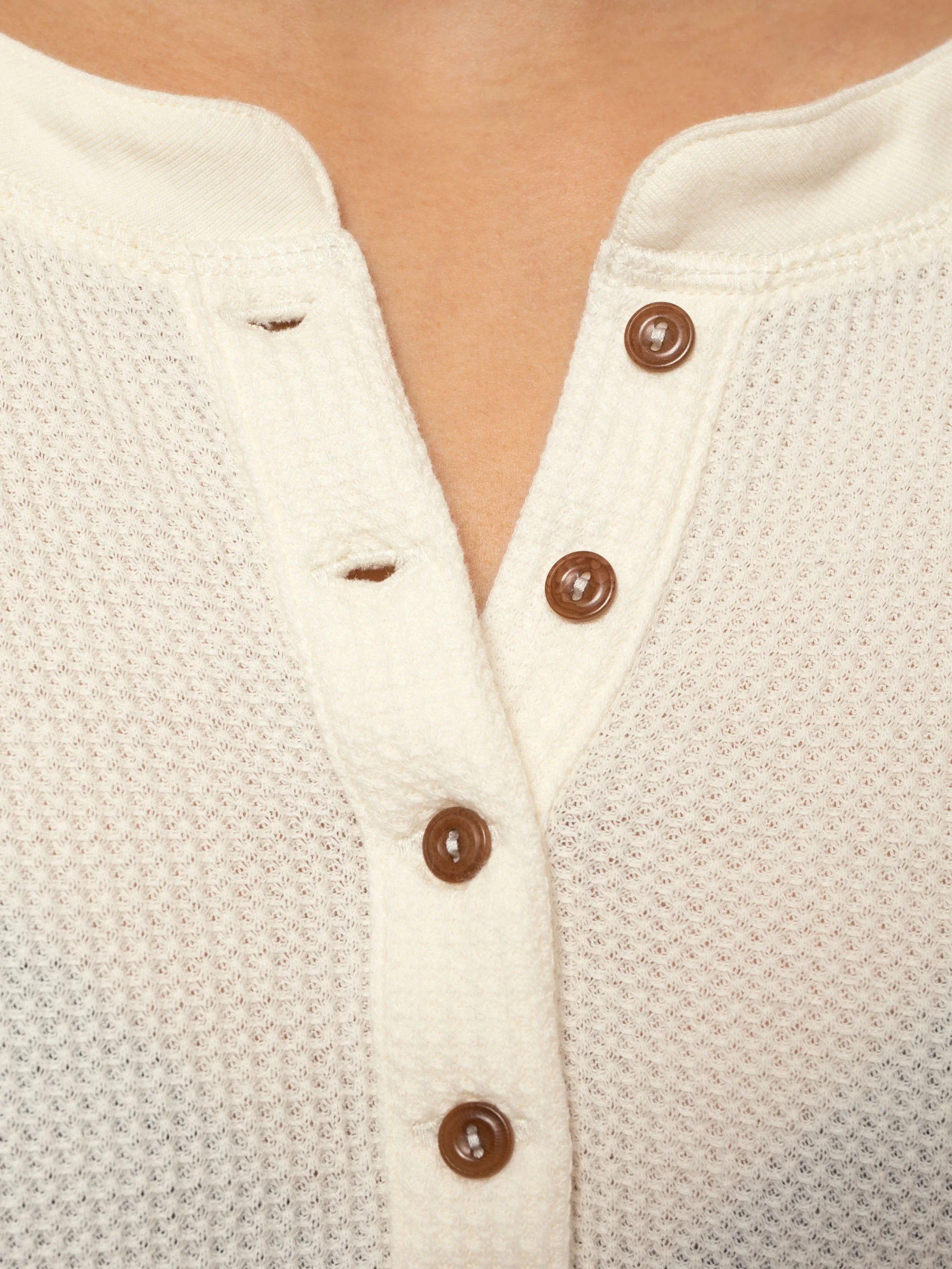Nudie Jeans Women - Mira - Henley Waffle - Egg White - Image 4